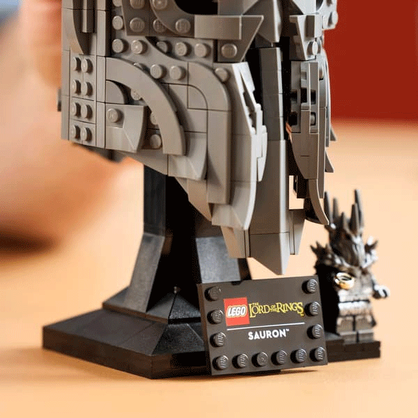 LEGO Icons The Lord of the Rings: Sauron's Helmet (11373)