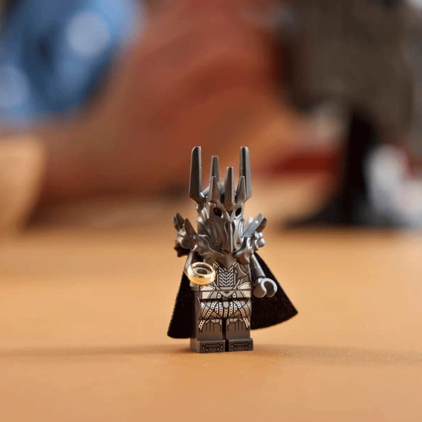 LEGO Icons The Lord of the Rings: Sauron's Helmet (11373)