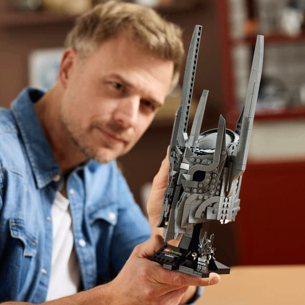 LEGO Icons The Lord of the Rings: Sauron's Helmet (11373)