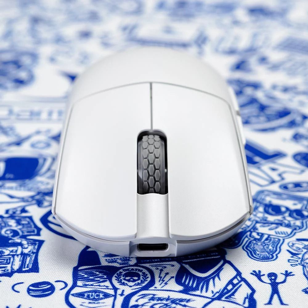 Darmoshark M3s Mini Varun Wireless Gaming Mouse [White] - GameXtremePH