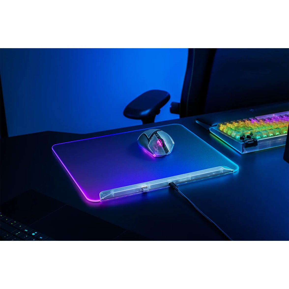 Razer Firefly V2 Pro- Multi-zone Chroma Gaming Mouse Mat Phantom White Edition