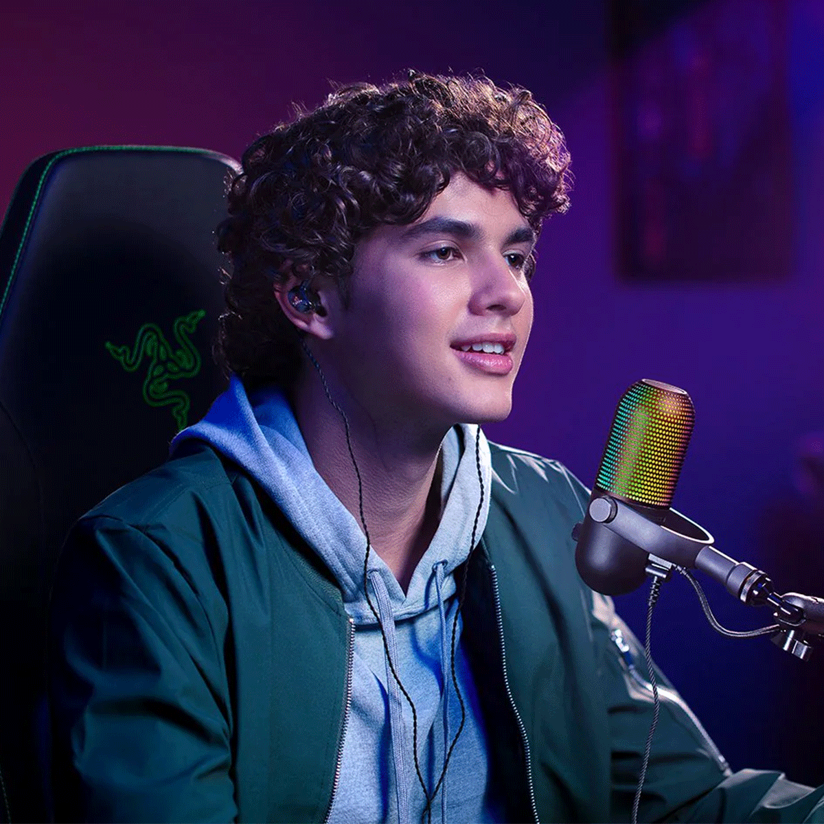 Razer Seiren V3 Chroma RGB Microphone