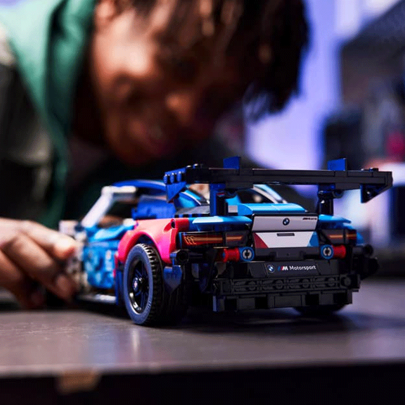 LEGO Technic BMW M4 GT3 EVO Race Car (42226)
