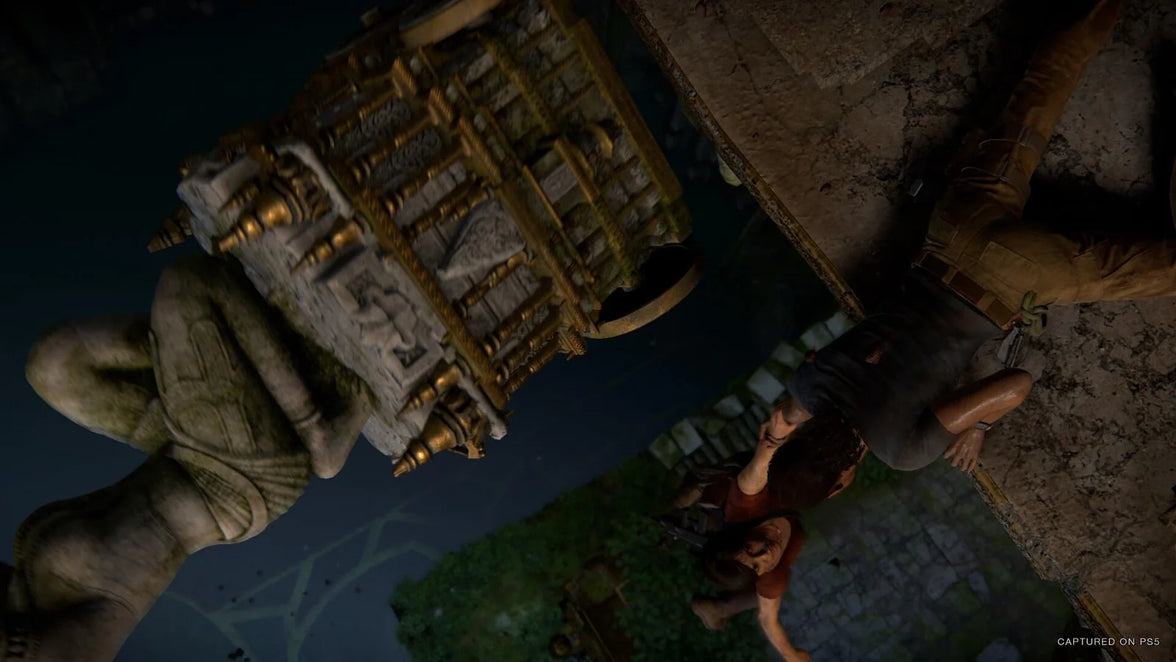 PlayStation 5 Uncharted Legacy of Thieves Collection