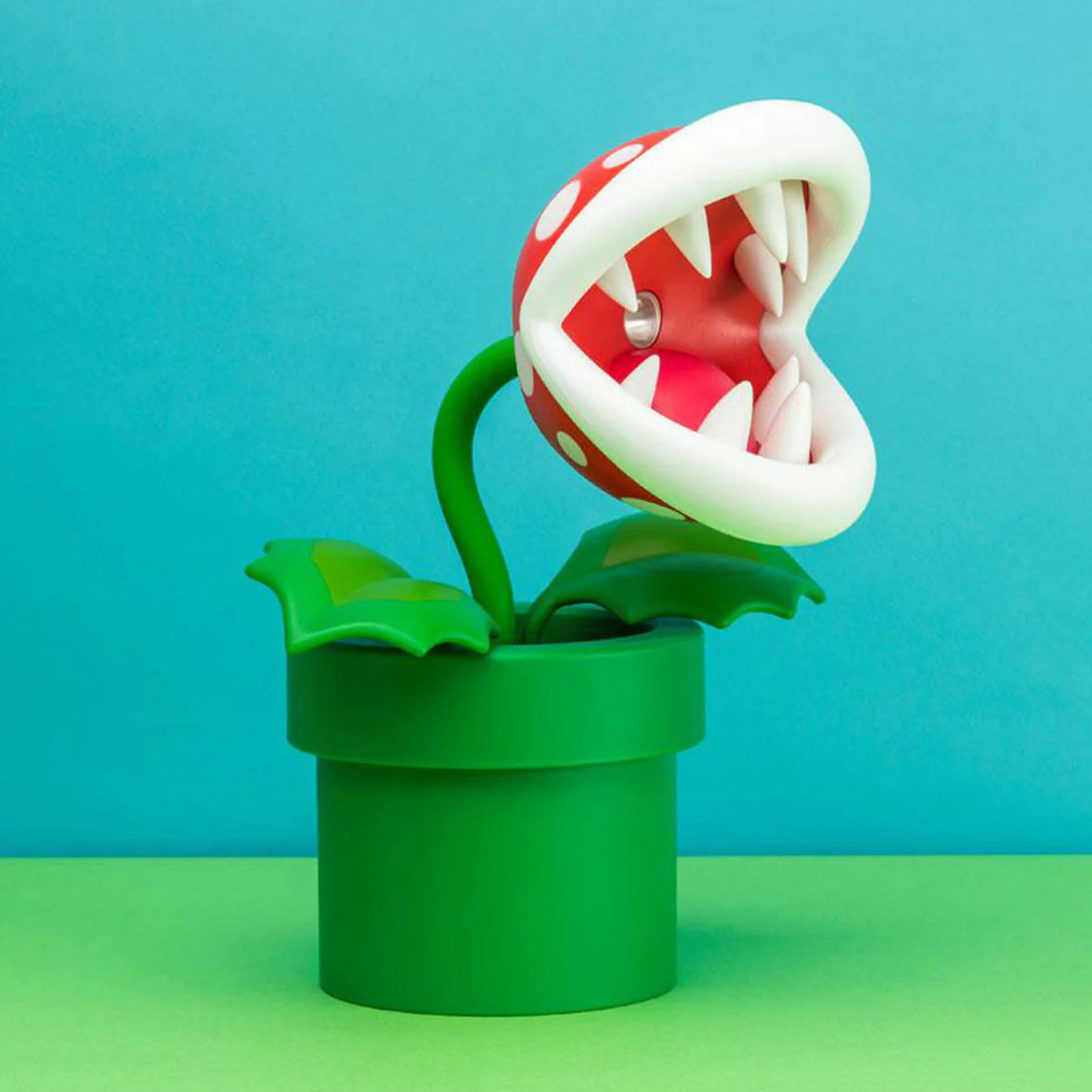 Paladone Super Mario Posable Piranha Light Lamp (PP7448NNV2)